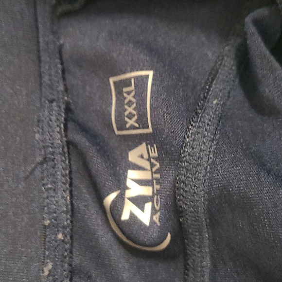 Zyia joggers - Picture 2 of 4